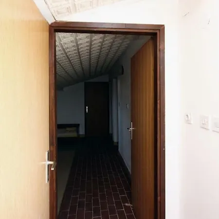 Apartment With A Parking Space Jezera, Murter - 5080